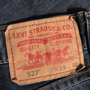 Levi’s 527 Jeans